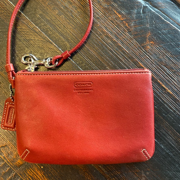 Coach Handbags - Coach wristlet